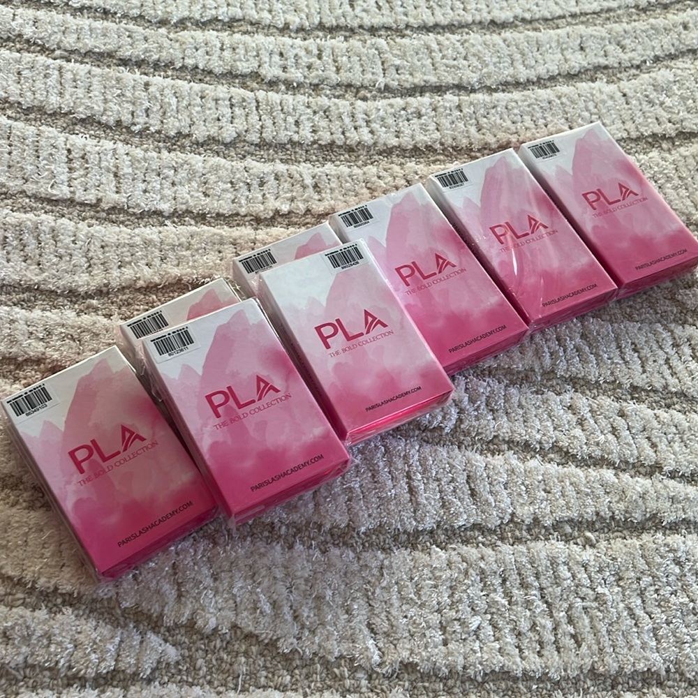 Paris Lash academy Bold Promade Collection ( BRAND NEW)